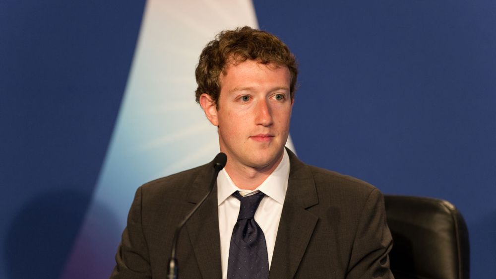 3030612-poster-1280-mark-zuckerberg-30